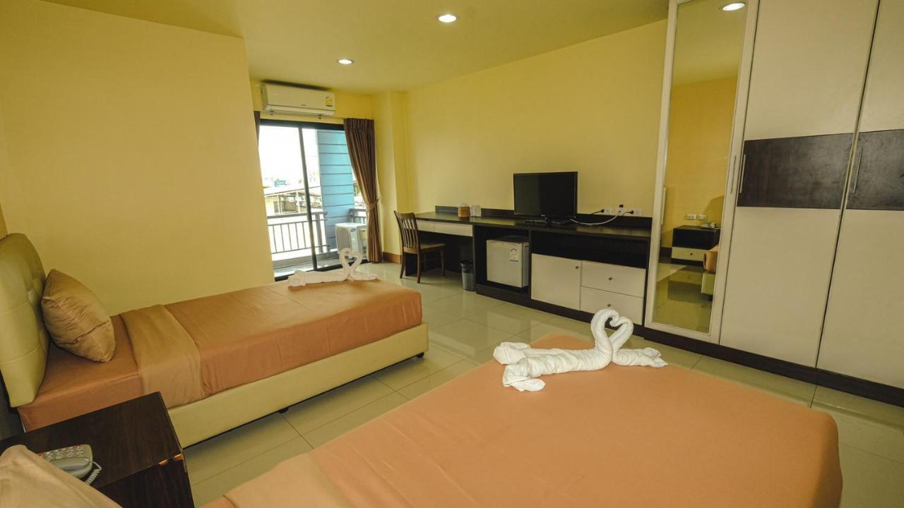 Spm Residence Resort & Spa Si Racha Esterno foto