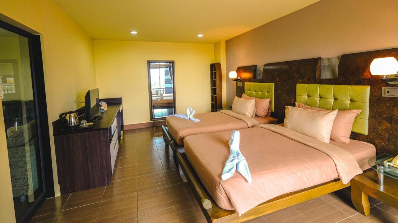 Spm Residence Resort & Spa Si Racha Esterno foto