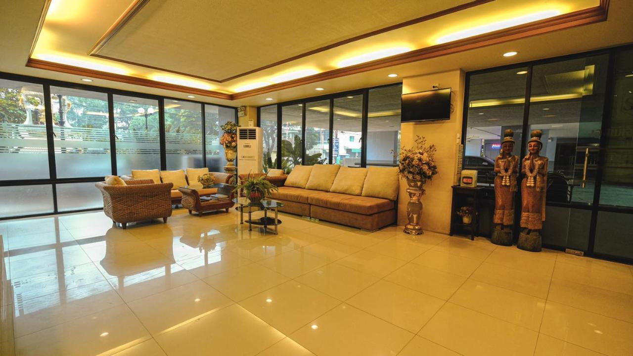 Spm Residence Resort & Spa Si Racha Esterno foto
