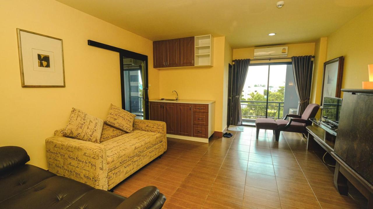 Spm Residence Resort & Spa Si Racha Esterno foto