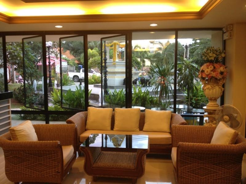 Spm Residence Resort & Spa Si Racha Esterno foto