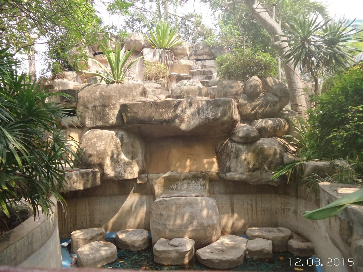 Spm Residence Resort & Spa Si Racha Esterno foto