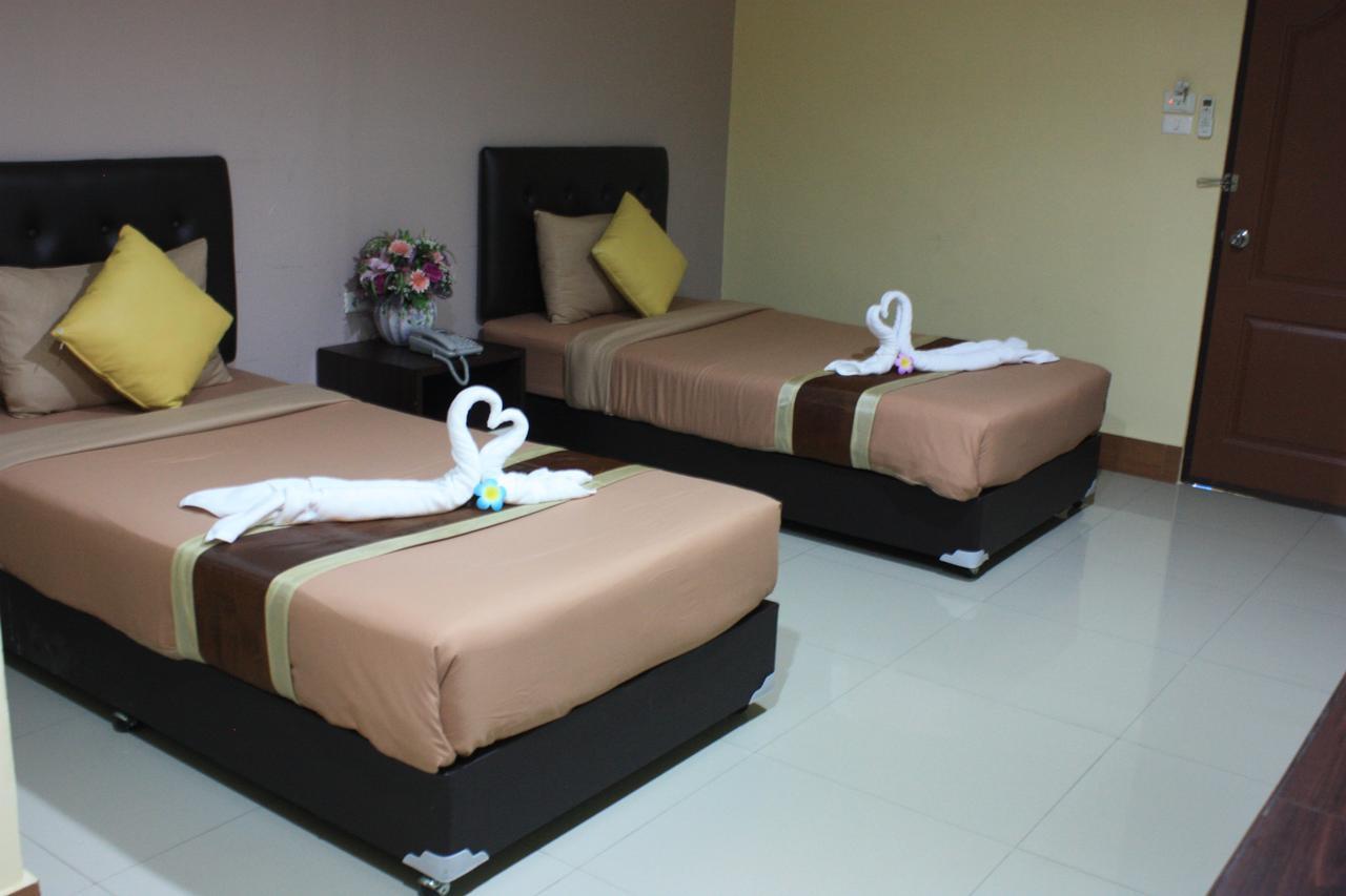 Spm Residence Resort & Spa Si Racha Esterno foto