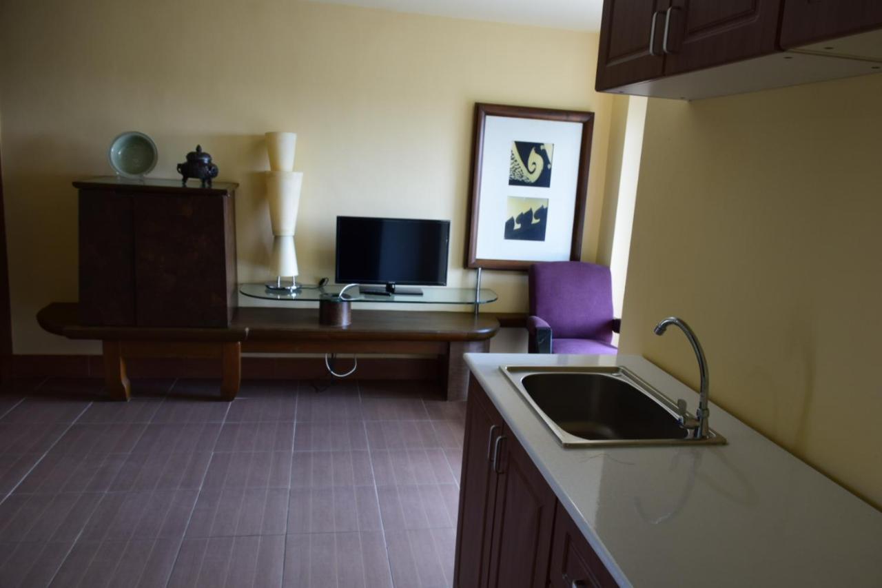 Spm Residence Resort & Spa Si Racha Esterno foto