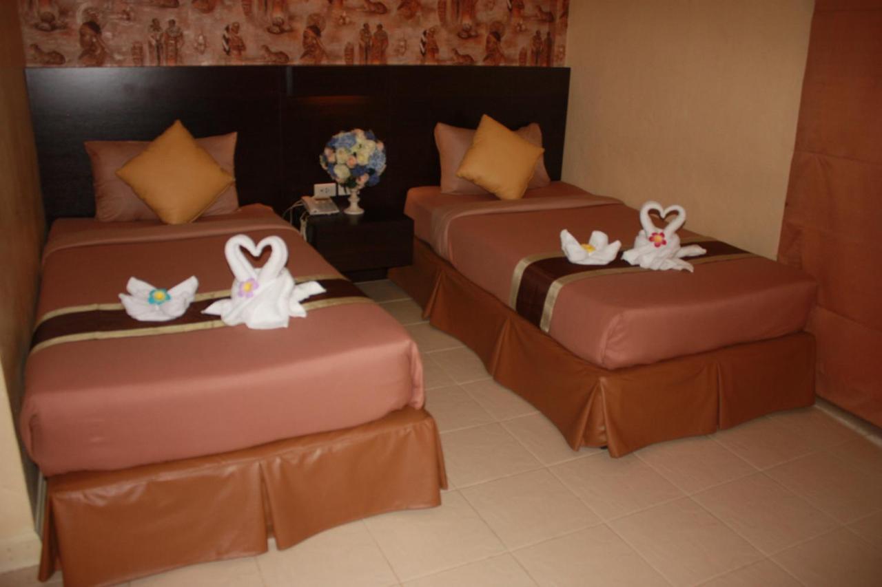 Spm Residence Resort & Spa Si Racha Esterno foto